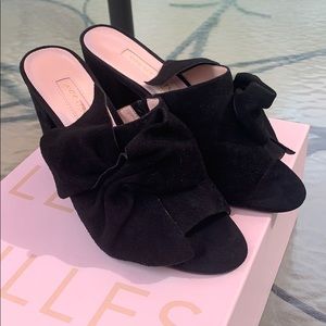 Avec les Filles black suede slide sandal size 6